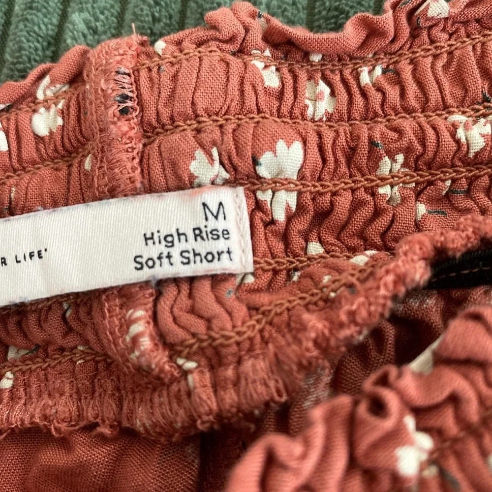 {SO} Floral High Waist Women's Shorts with Elastic Waist & Ties - Picture 4 of 6